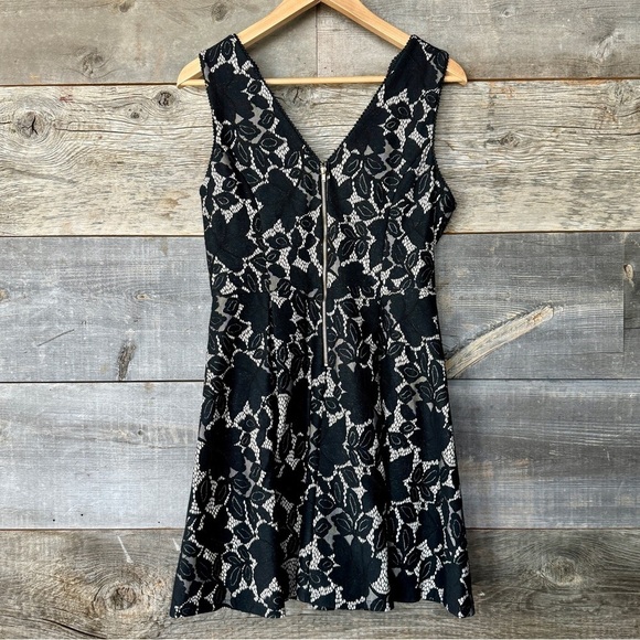 She + Sky Fit Flare Black Lace Scallop Mini Dress Fairy Goth Whimsigoth Witchy M - Picture 7 of 8